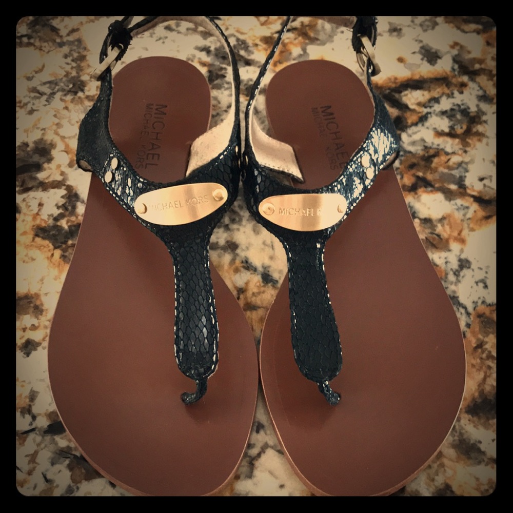 💕Michael Kors Leather Snake Print Sandals 💕🌸